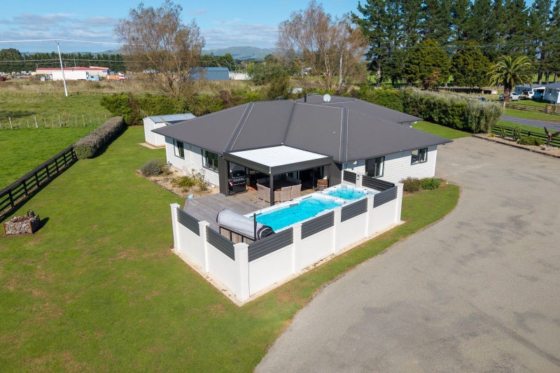 4 Beckett Lane, Dannevirke, Dannevirke - Carousel 1