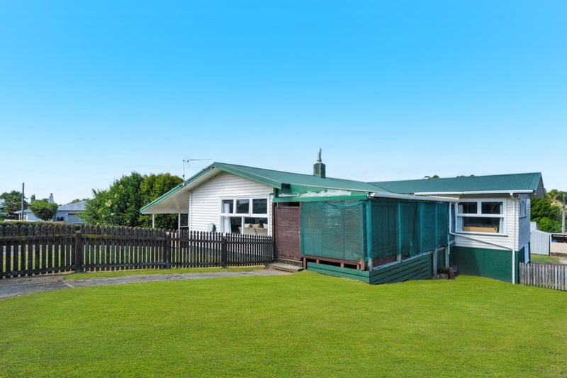 26 Puriri Road, Manurewa, Auckland - Carousel 1