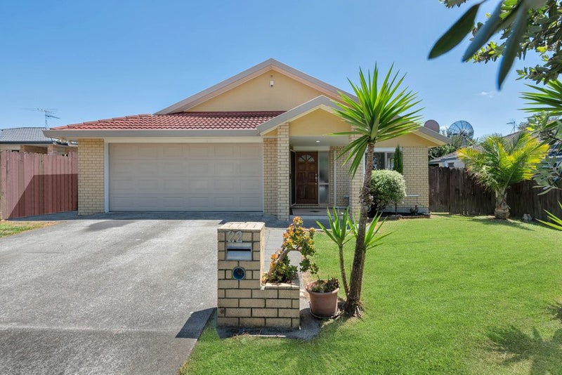 22 Titchmarsh Crescent, Flat Bush, Auckland - Carousel 2