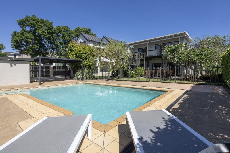 219 Royal Road, Massey, Auckland - Carousel 1