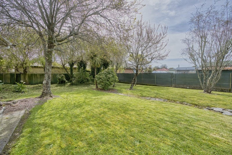 49 Hoffman Street, Hokitika - Carousel 25