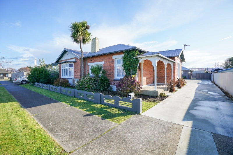 8 Robertson Street, Woodlands, Invercargill - Carousel 1