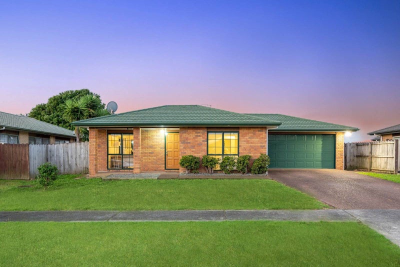 42 Farmdale Court, Flat Bush, Auckland - Carousel 1