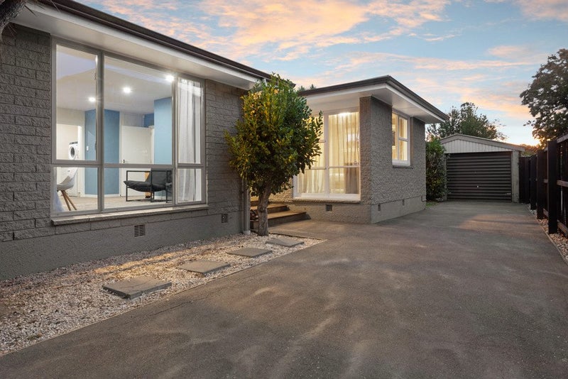 7 Lake Terrace Road, Burwood, Christchurch - Carousel 1