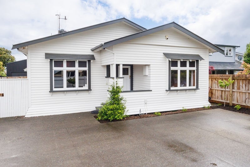 16 Annandale Avenue, Takaro, Palmerston North - Carousel 34