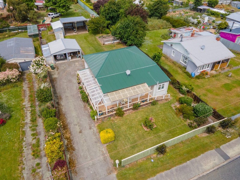 5 Edward Street, Waimate, Waimate - Carousel 1