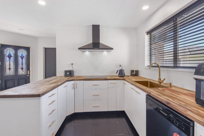 205A Main North Road, Redwood, Christchurch - Carousel 2