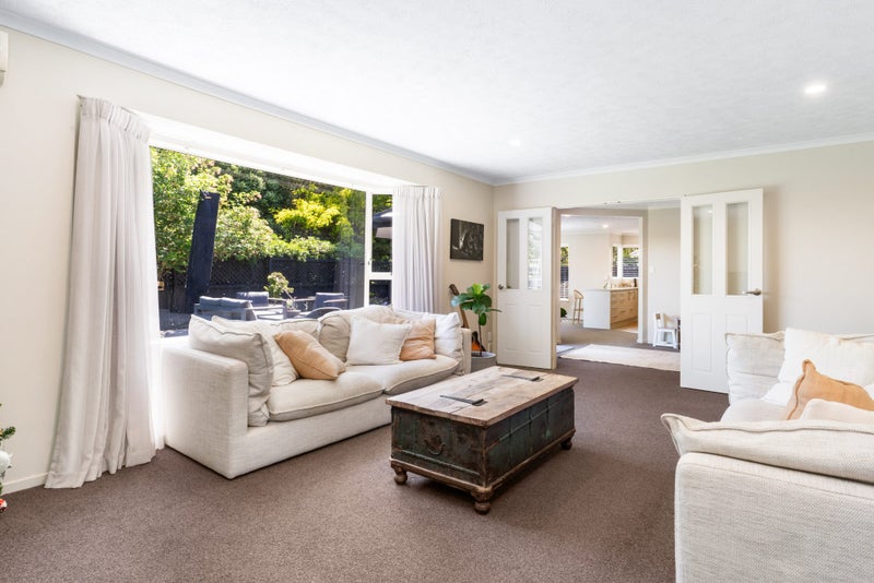 24 Beauford Place, Parklands, Christchurch - Carousel 2