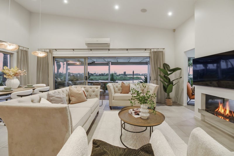 48 Aurea Avenue, Pakuranga, Manukau City, Auckland - Carousel 2