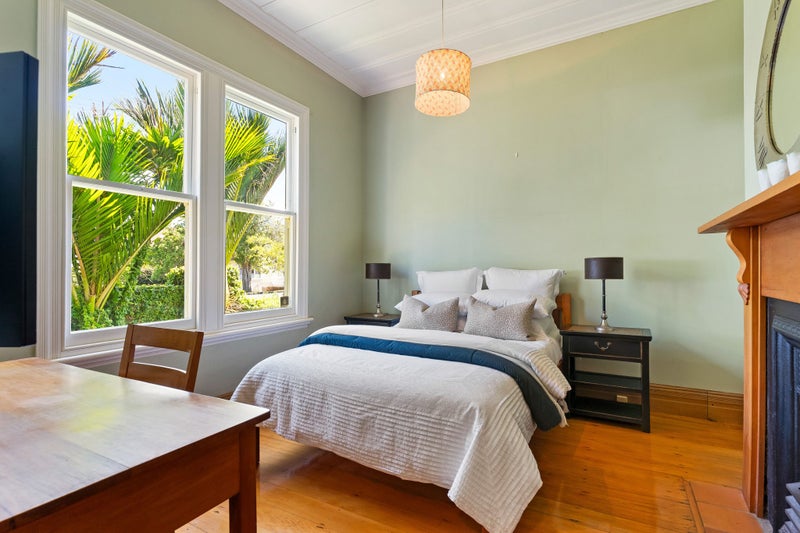 83 Burnley Terrace, Sandringham, Auckland - Carousel 2