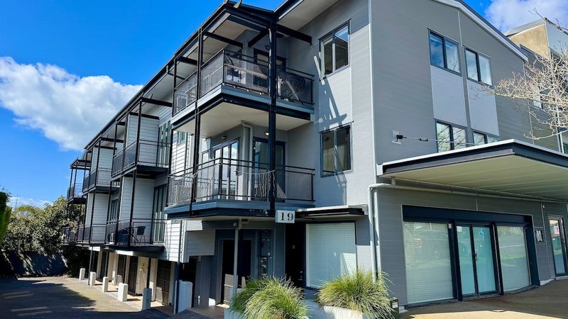 19G Garnet Road, Westmere, Auckland - Carousel 1