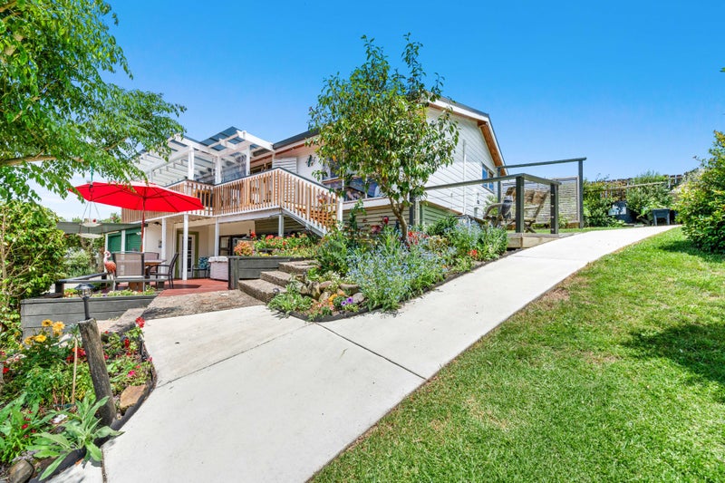 32 Bays Road, Orere Point, Papakura - Carousel 2