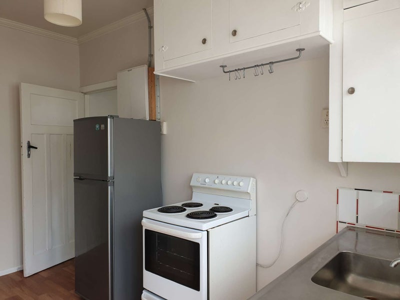 3/12 Eltham Road, Kohimarama, Auckland - Carousel 2