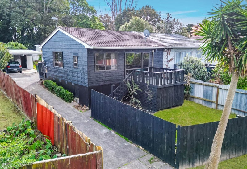 4/60 Moncrieff Avenue, Clendon Park, Auckland - Carousel 1