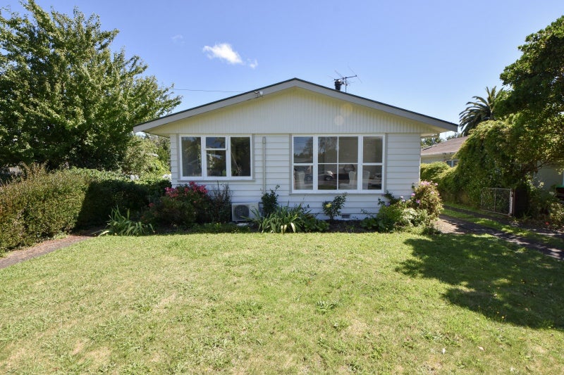 20 Moreton Road, Carterton - Carousel 17