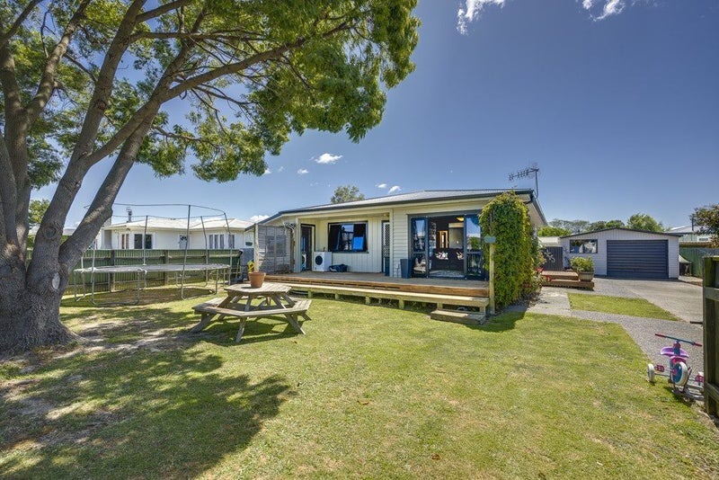 15 Fleming Crescent, Maraenui, Napier - Carousel 1
