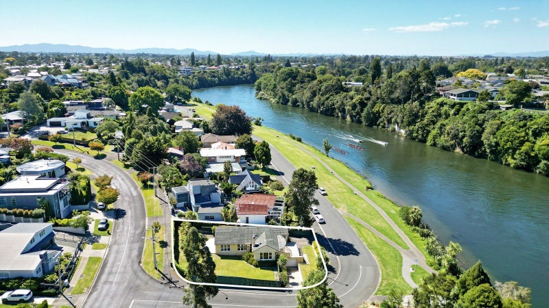 1 Ann Street, Beerescourt, Hamilton - Carousel 2