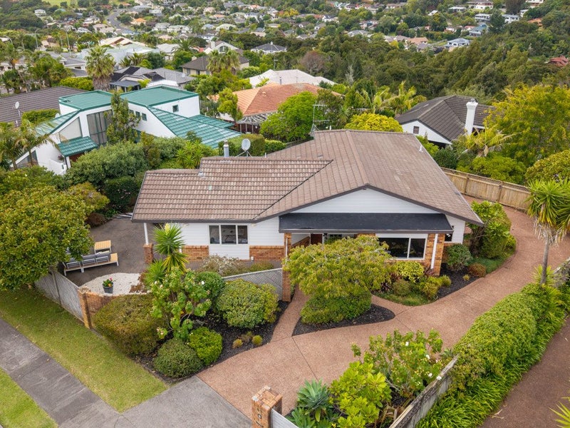 63 Fitzwilliam Drive, Torbay, Auckland - Carousel 1