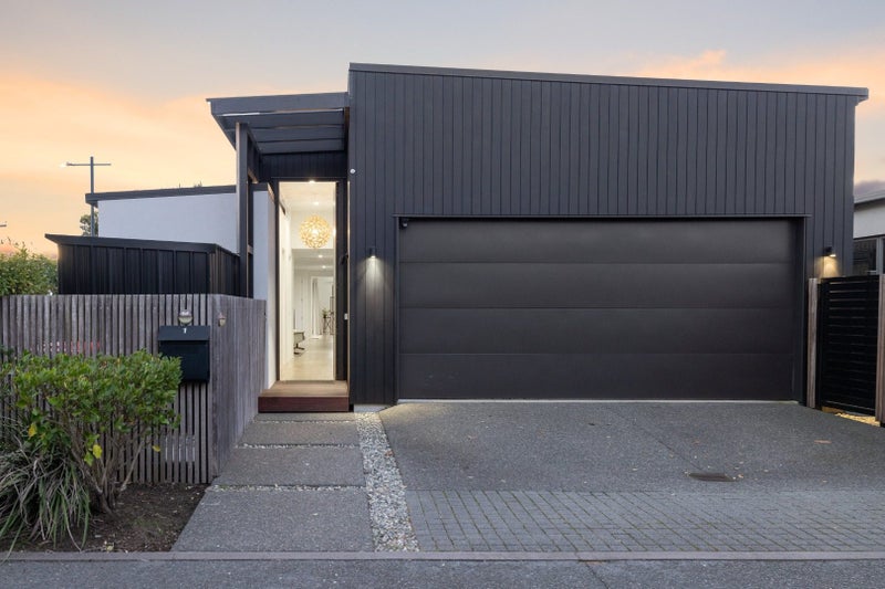 1 Tuatua Lane, Papamoa Beach, Papamoa - Carousel 1
