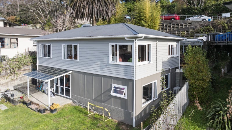 35 Jenner Road, Toi Toi, Nelson - Carousel 1