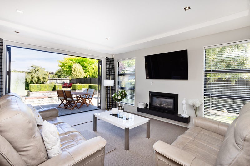 11 Northside Drive, Waikiwi, Invercargill, Southland - Carousel 2