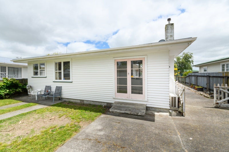 184 Tremaine Avenue, Westbrook, Palmerston North - Carousel 16