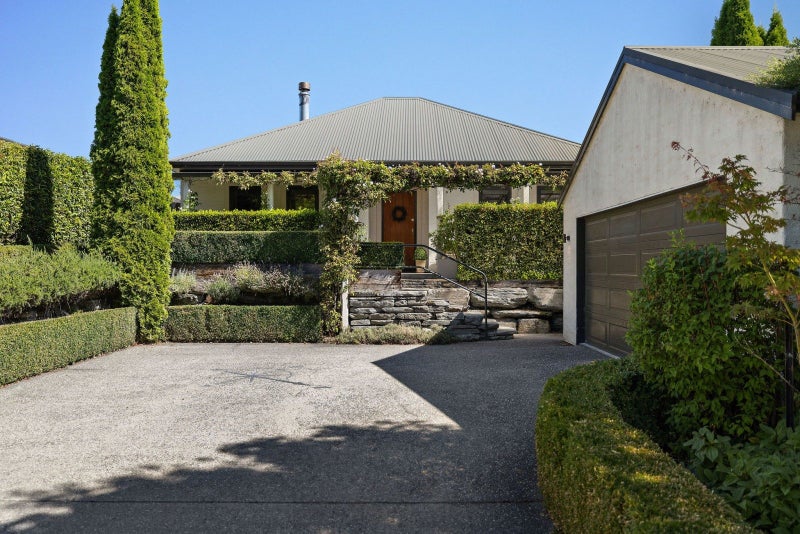 68 Devon Street, Arrowtown, Arrowtown - Carousel 1