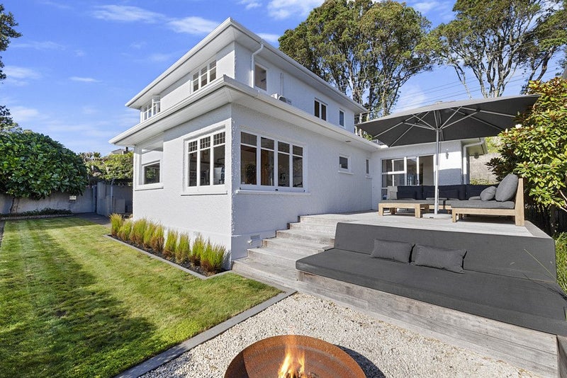 76 Belt Road, New Plymouth, New Plymouth - Carousel 1