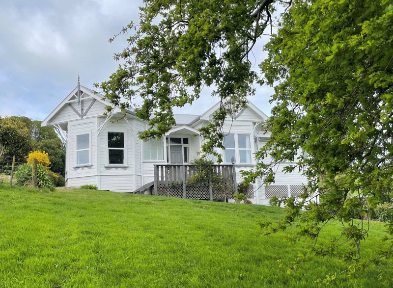 75 Sandon Road, Feilding, Feilding - Carousel 1