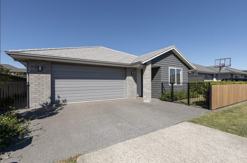 65 Tabraham Crescent, Pyes Pa, Tauranga, Bay Of Plenty - Carousel 1