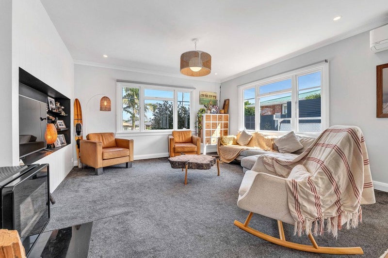 113 Govett Avenue, Frankleigh Park, New Plymouth - Carousel 2