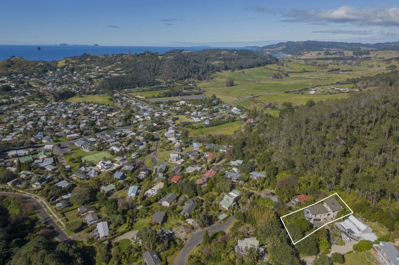 10 Patricia Place, Hahei, Whitianga - Carousel 2