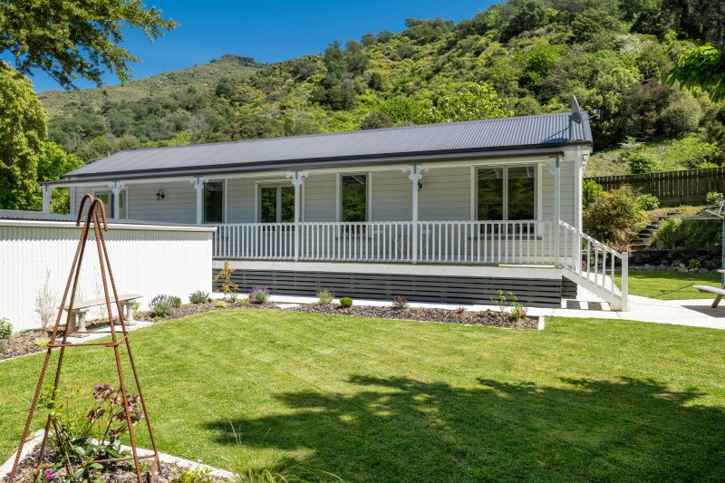 32 Main Road, Havelock, Havelock - Carousel 2