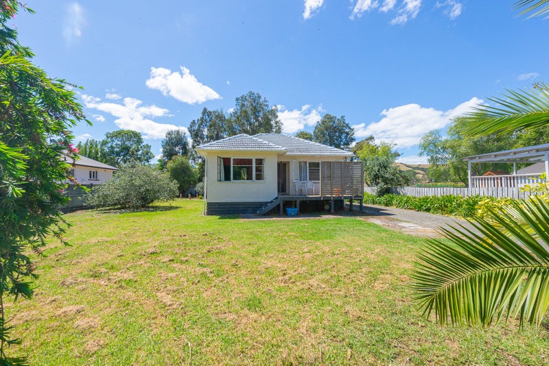 72 Awaroa Road, Helensville, Helensville - Carousel 1