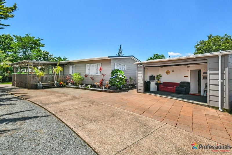 22 Taranui Place, Henderson, Auckland - Carousel 2