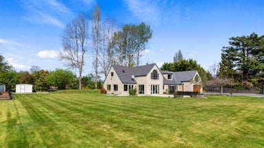 103 Regent'S Park Drive, CASEBROOK, CHRISTCHURCH - Carousel 1