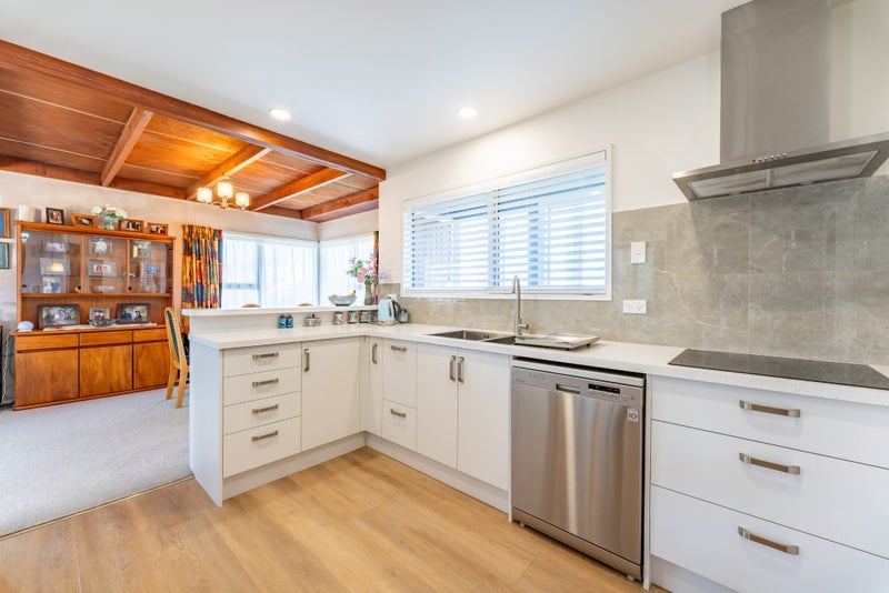 50 Hobbs Street, Waimataitai, Timaru - Carousel 2