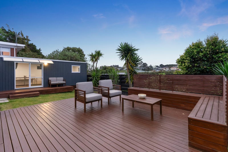 2/508 East Coast Road, Windsor Park, Auckland - Carousel 12