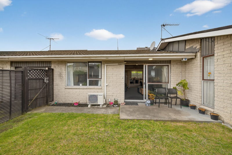 2/130 Edgeware Road, St Albans, Christchurch - Carousel 1