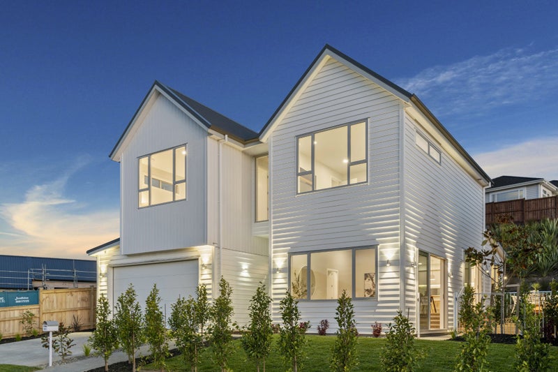 11 Kaupeka Road, Orewa, Orewa - Carousel 2