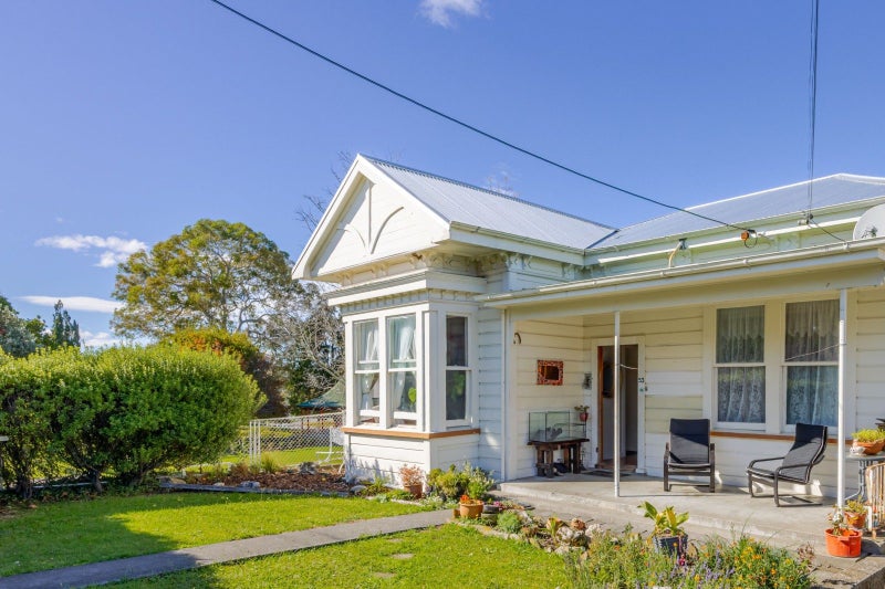 53 Waverley Street, Waipawa, Central Hawke's Bay, Hawke's Bay - Carousel 1