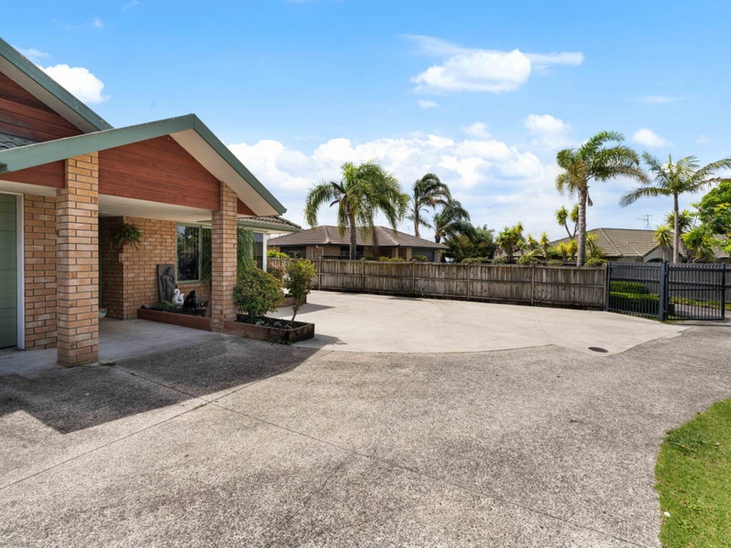 78 Lothian Brae, Wattle Downs, Auckland - Carousel 21