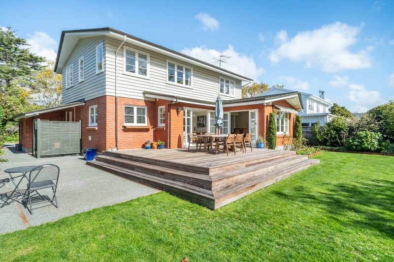 297 Fergusson Drive, Heretaunga, Upper Hutt - Carousel 1