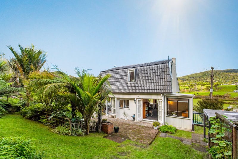 15 Huia Dam Road, Huia, Auckland - Carousel 1