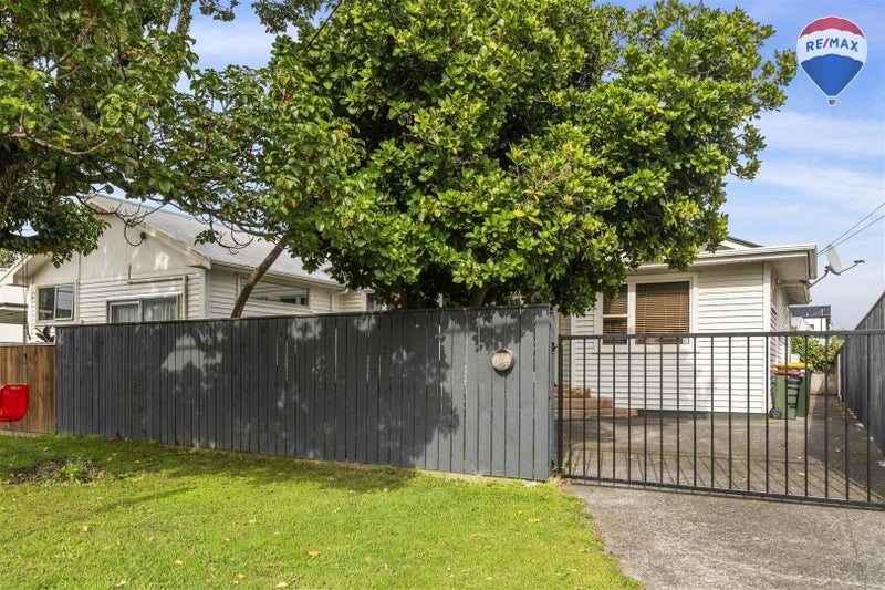 1/14 Guthrie Street, Waterloo, Lower Hutt - Carousel 2