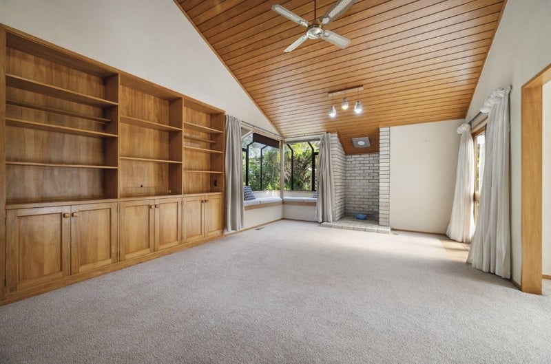 11B Bradley Place, Lynmore, Rotorua - Carousel 1