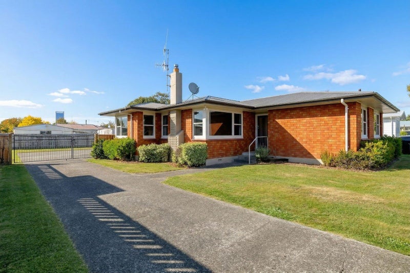 19 Cargill Avenue, Feilding, Feilding - Carousel 1