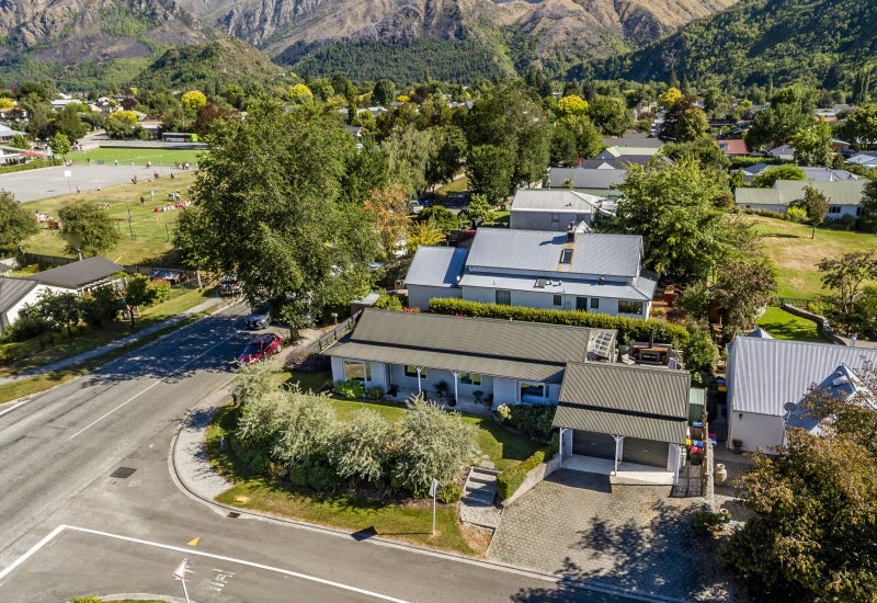75 Centennial Avenue, Arrowtown, Arrowtown - Carousel 1