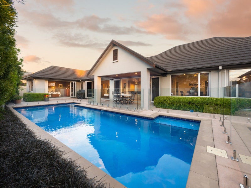 9 The Esplanade, Huntington, Hamilton - Carousel 1