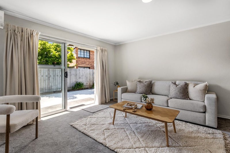3/24 Champion Street, Edgeware, Christchurch - Carousel 2
